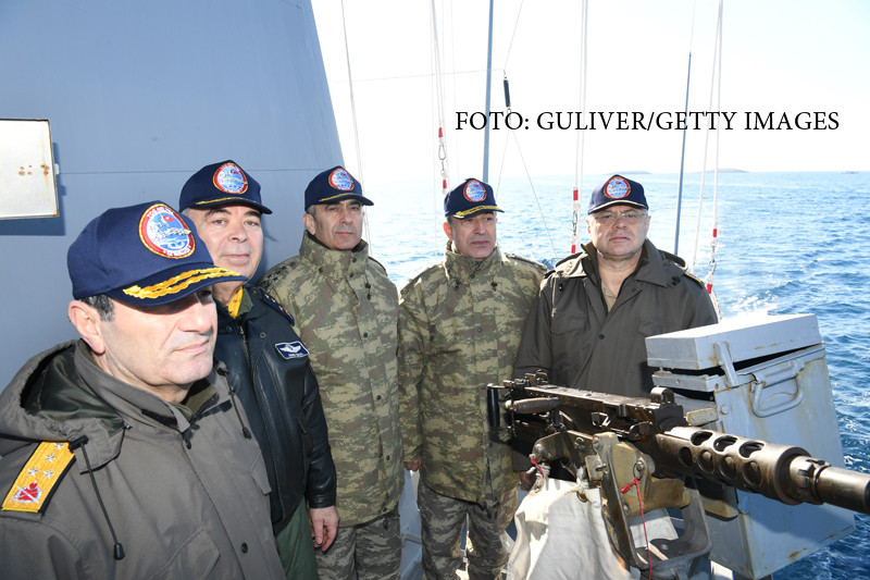 Grecia si Turcia, la un pas de o confruntare navala in Marea Egee. Insulele pe care si le disputa cele 2 tari