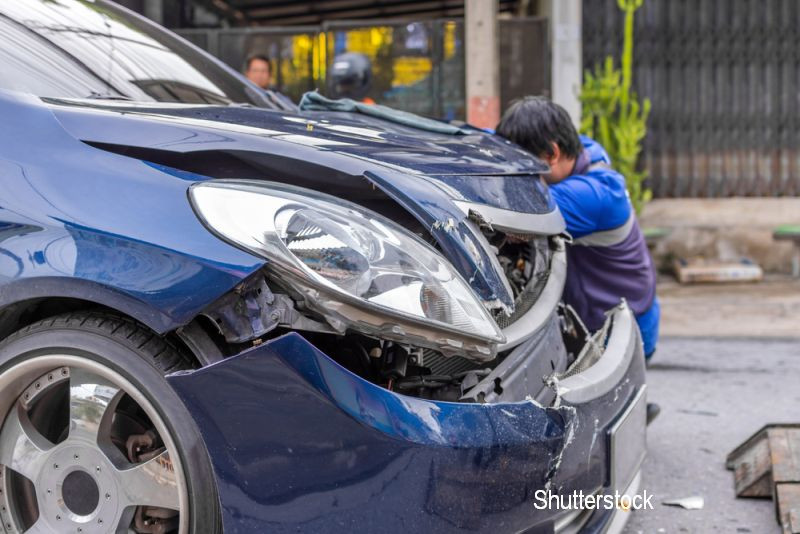 O adolescenta de 16 ani a fost lovita de masina, dar il cauta pe sofer, sa ii multumeasca. Ce s-a intamplat dupa incident