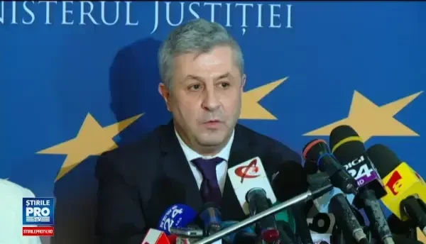 Cum s-a desfasurat dezbaterea publica privind OUG-urile. Ministrul NU renunta la cele 2 acte si ignora cererea presedintelui