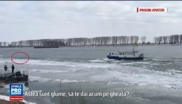 Interventie pe Dunare, la Galati, pentru salvarea unei femei care a cazut in apa inghetata. Trecatorii au auzit tipete