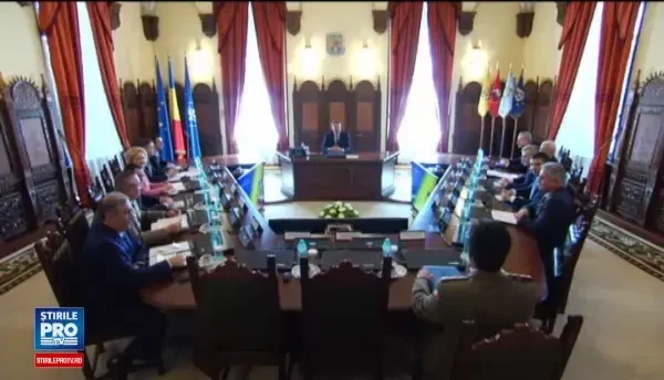 Seful CSAT, Klaus Iohannis, a avizat favorabil bugetele pe siguranta nationala. Este un buget problematic