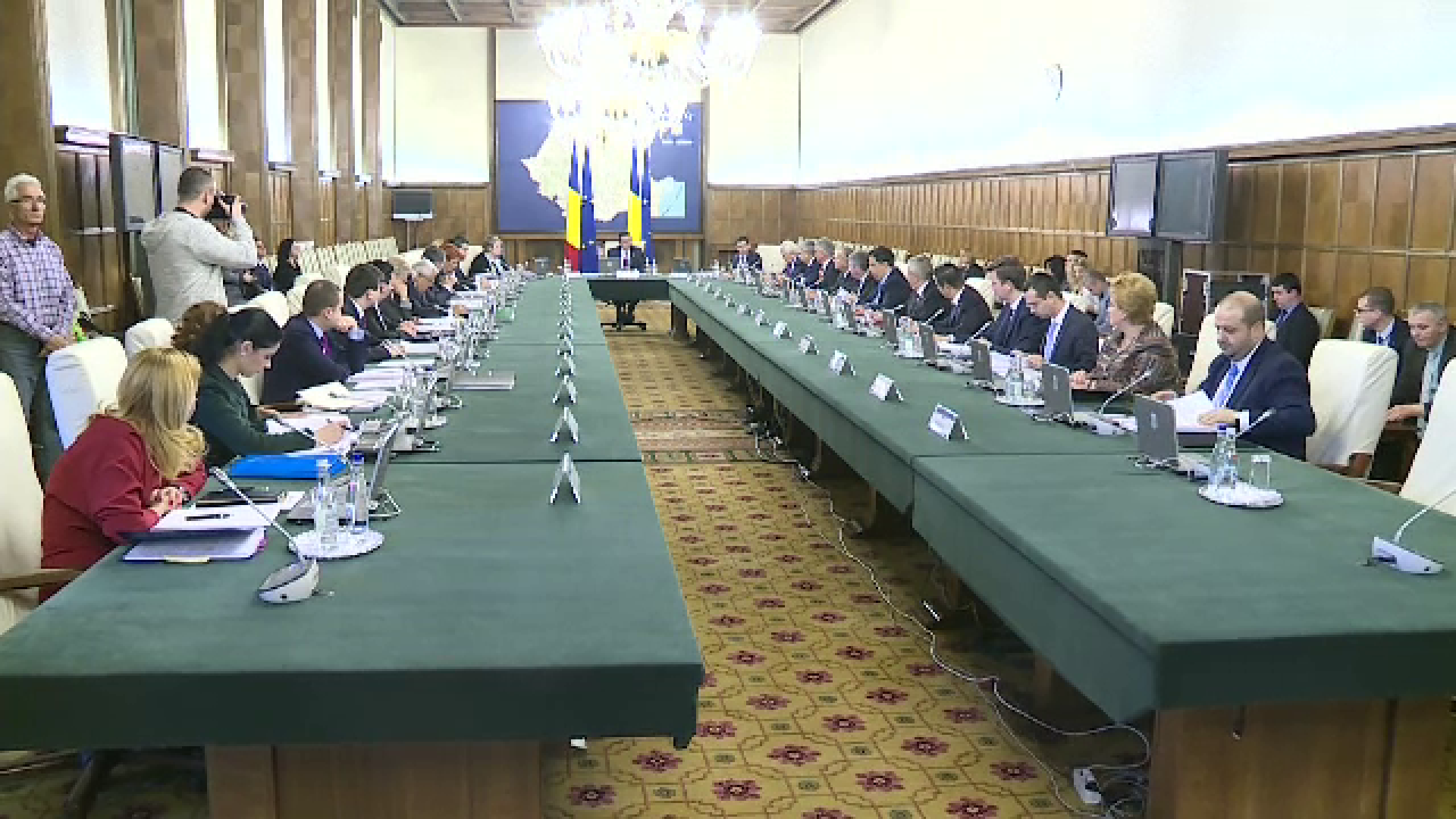 Florin Iordache A DEMISIONAT din functia de ministru al Justitiei. "Pentru opinia publica, nu a fost suficient"