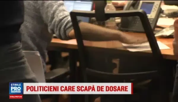 Spaima functionarilor, abuzul in serviciu, transformat in infractiune minora. Dragnea, Oprea si Piedone scapa de dosare