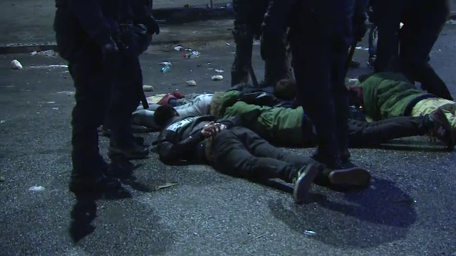 Ministrul de Interne se plange ca i-a aparut numarul de telefon pe Facebook. "Eu nu am primit informatii de la SRI, doar SMS"