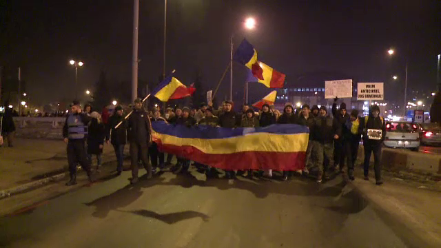 Mii de oameni au protestat din nou in toata tara: 1000 de oameni in Sibiu. Manifestatii ample, anuntate pentru weekend