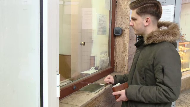 Primii studenti care s-au bucurat de transportul gratuit cu trenul. Elev: "Puteau sa ne faca si noua, dar au facut diferente"