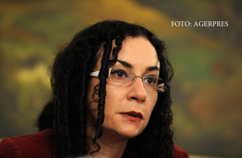 Secretarii de stat de la Ministerul Justitiei, retrasi de CSM. Oana Schmidt-Haineala si Constantin Sima, la Parchetul General