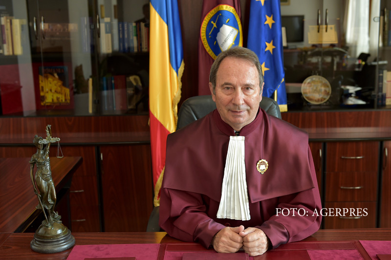 CCR discuta miercuri cererile lui Iohannis si sefei CSM privind conflictul intre puteri. Sesizarea lui Ciorbea, discutata joi