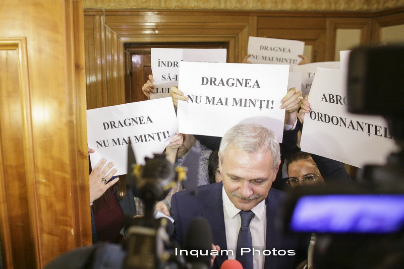 Associated Press: Oamenii bogati si puternici din Romania care pot beneficia de legislatia cu privire la coruptie