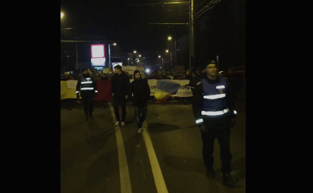 Mesaj emotionant publicat de Jandarmeria Romana: "Am asteptat 12 ani ca sa aud lumea strigand Jandarmeria, jos palaria!"