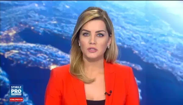 Barbat de 56 de ani, atacat brutal si talharit in centrul vechi din Cluj. Imaginile surprinse de camerele de supraveghere