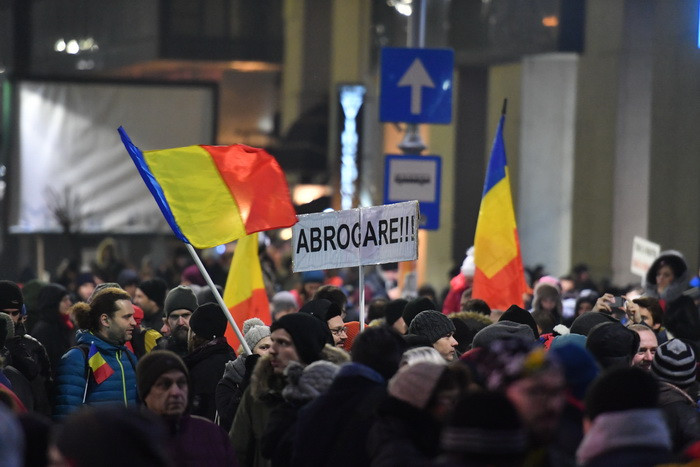 Euronews, comparatie intre protestele de acum si Revolutia din 1989. "In '89, erau mai naivi. Au vrut sa mearga si sa lupte"
