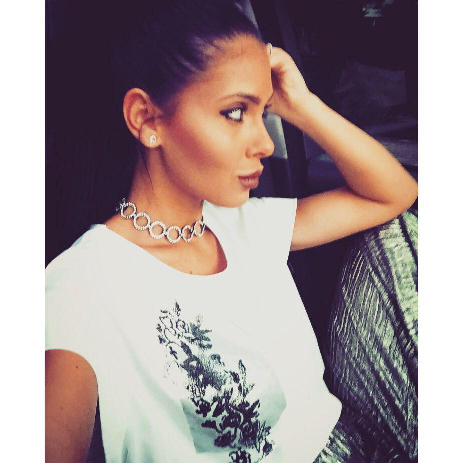 Mesajul fiicei unui important lider PSD pentru romanii care protesteaza seara de seara in Piata Victoriei