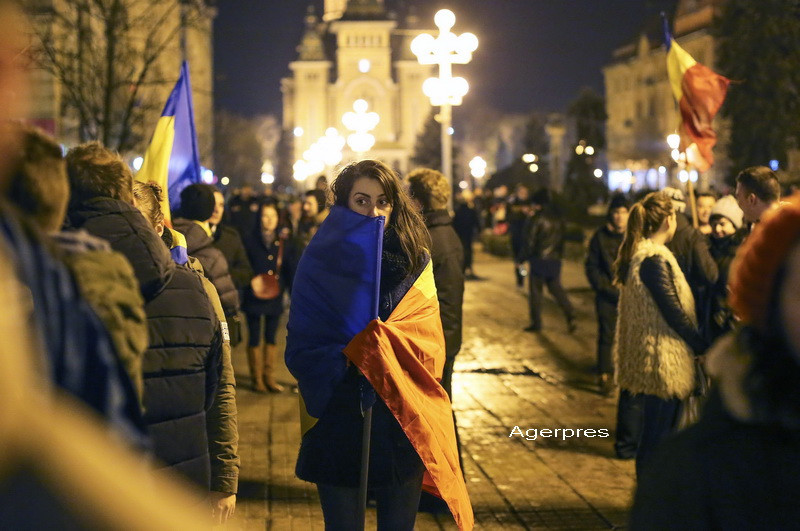Imagini de la cele mai mari proteste din istoria tarii. La Sibiu 40.000 de oameni au iesit in strada, la Cluj au fost 50.000