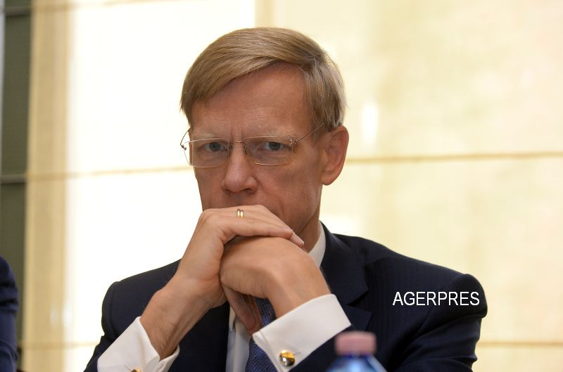 Steven van Groningen, presedintele Raiffeisen Bank Romania, i-a raspuns lui Dragnea: "Am iesit in piata pentru ca imi pasa"
