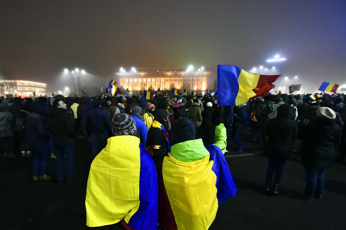 Presa internationala: Manifestantii romani nu au incredere ca Guvernul a capitulat in fata cererilor lor