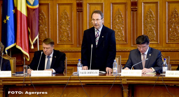 Curtea Constitutionala l-a invitat pe Klaus Iohannis la sedinta in care sunt dezbatute cele doua sesizari pe tema OUG 13