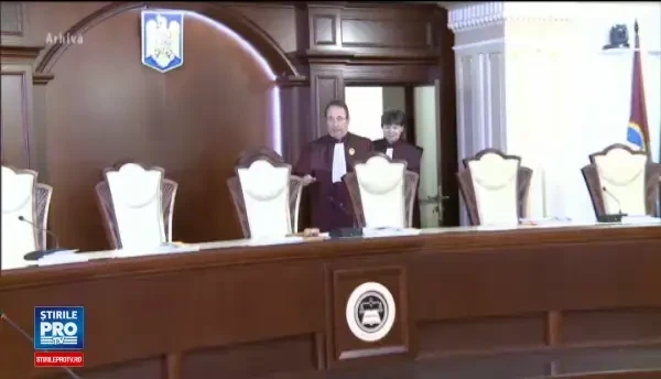 Presedintele CCR: Legea conversiei creditelor in franci elvetieni, neconstitutionala. Initiatorul ei vrea sa o modifice