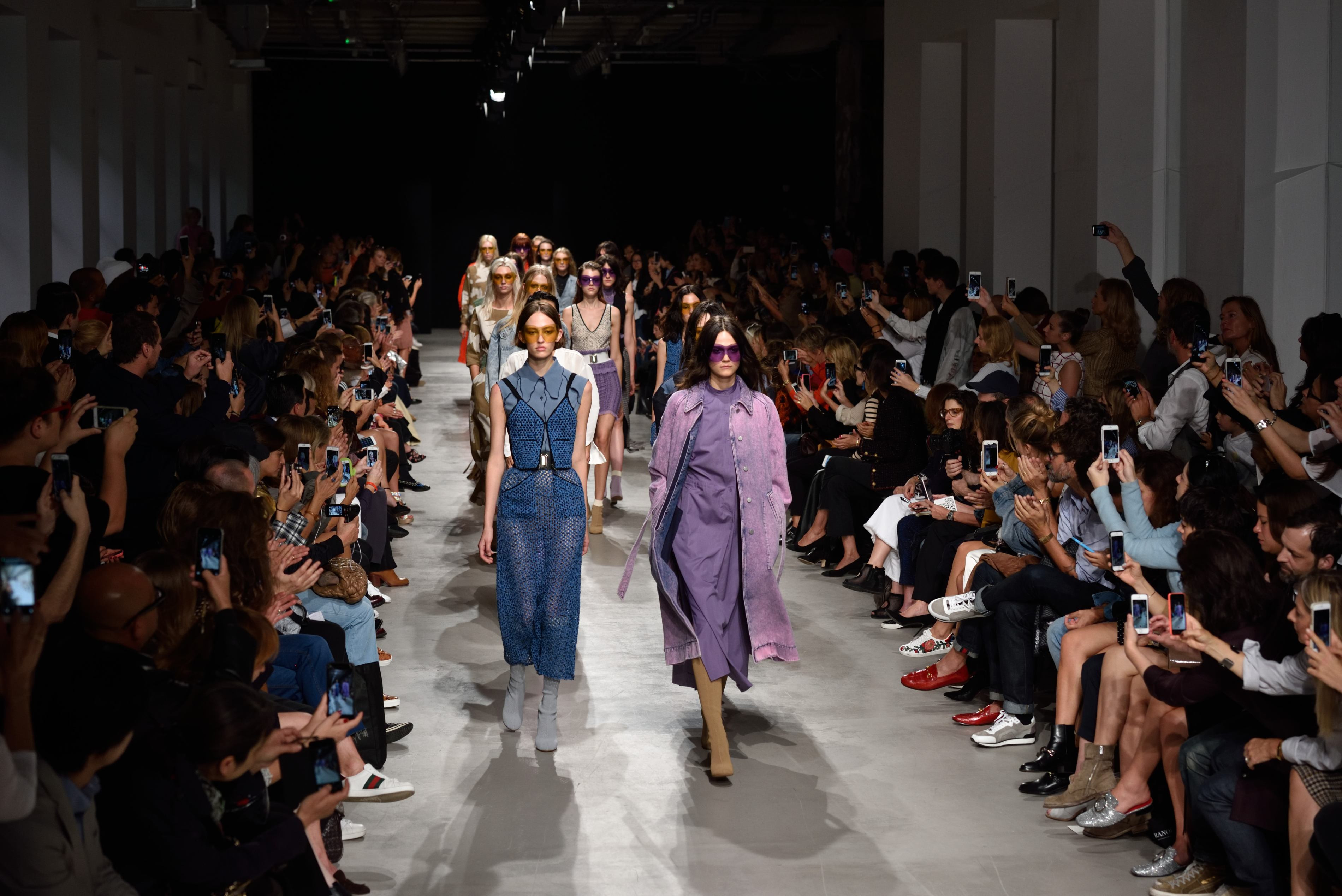 Top 10 culori in tendinte in sezonul primavara/vara 2017