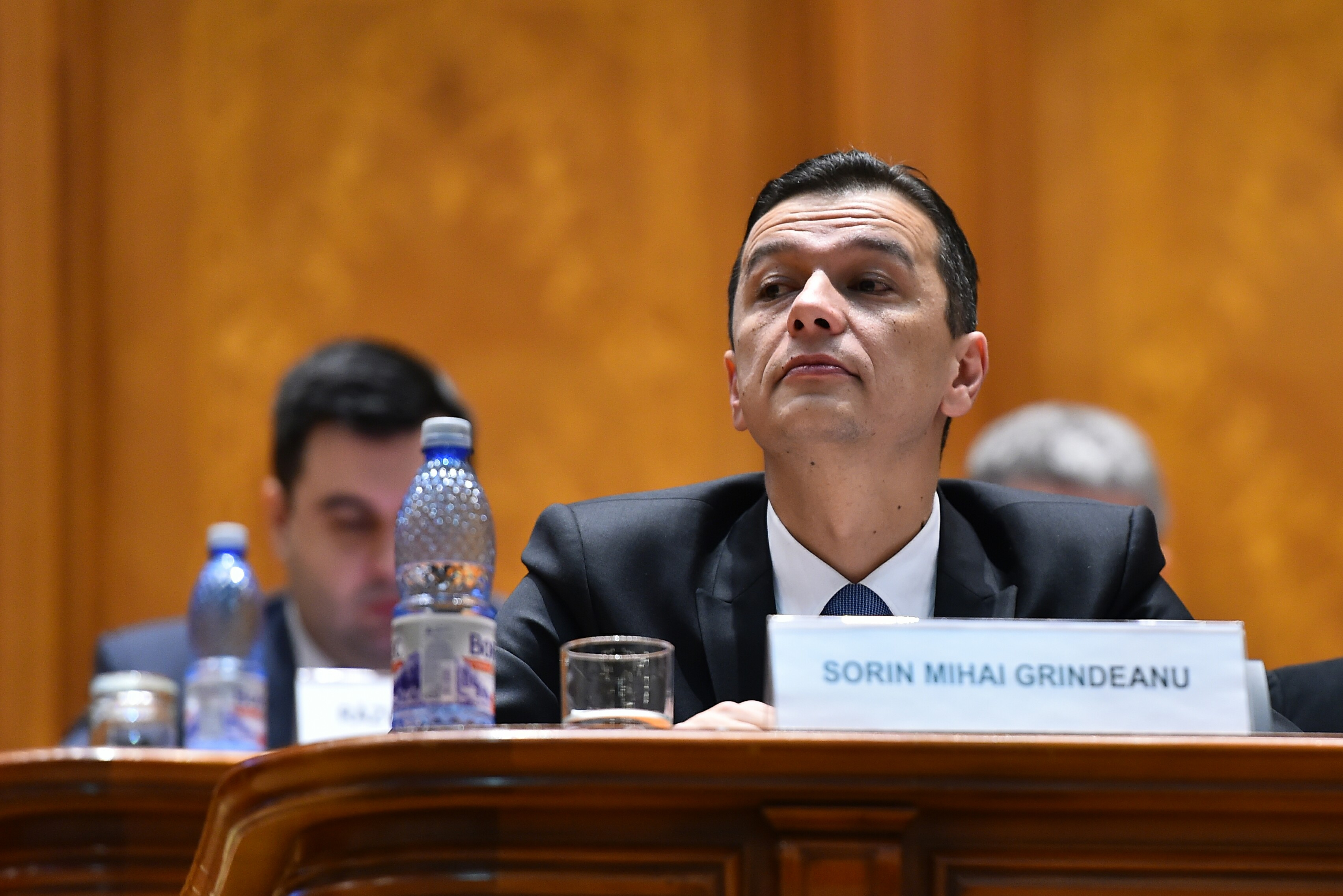 Premierul Grindeanu se intalneste vineri la Bruxelles cu presedintii Consiliului European si Comisiei Europene