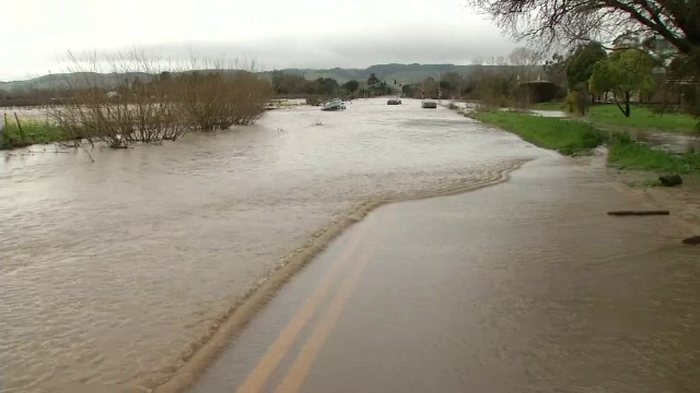 inundatii California