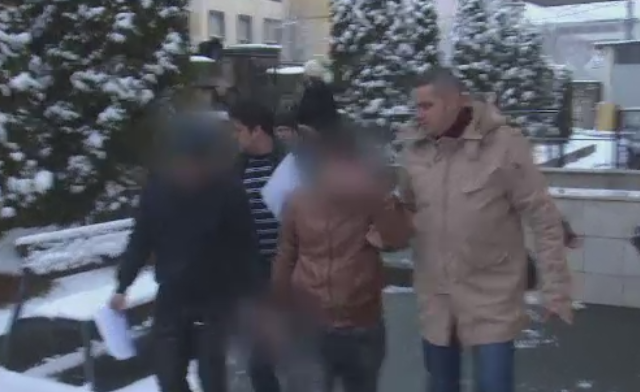 Doi frati din Pantelimon, retinuti dupa ce au batut un sofer intr-o benzinarie, la comanda surorii lor. Ce reclamase aceasta