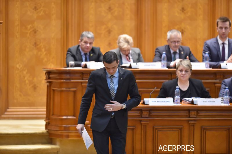 Florin Roman, secretarul general adjunct al PNL, despre Guvernul Grindeanu: "Este imoral, compromis, trebuie sa plece"