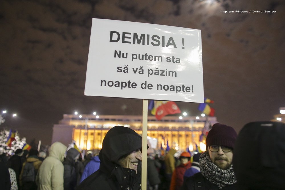 protest Guvern - Inquam