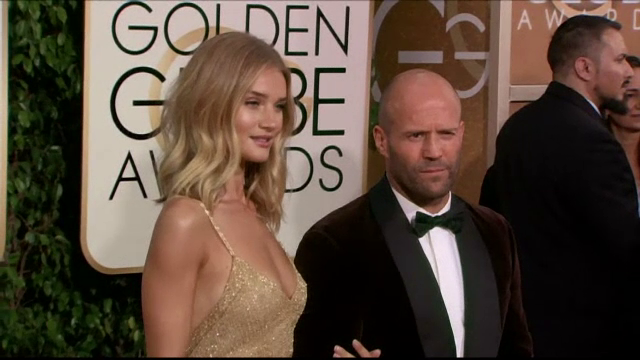 Jason Statham si Rosie Huntington-Whiteley se pregatesc sa devina parinti. Modelul a anuntat pe Instagram ca este gravida