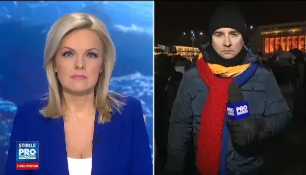 Ziua 13 de proteste in Piata Victoriei. Aproape 20.000 de oameni s-au strans pentru Operatiunea tricolorul uman