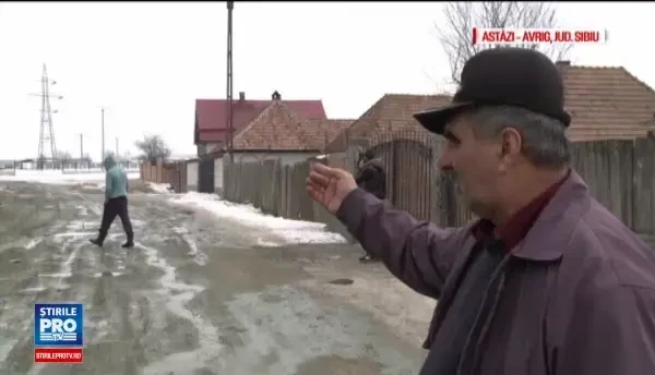 Tanar in coma dupa ce si-a aparat varul de niste vecini bauti. El imi era speranta, mai am doar un cal si caruta