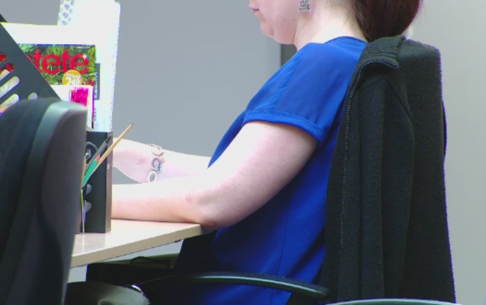 Un roman din doi isi gaseste perechea la locul de munca. Cum a evoluat relatia pentru 17% dintre ei