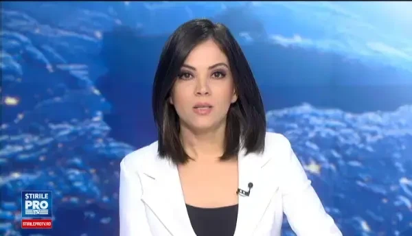 Un politist australian a prajit un ou, intr-o tigaie, pe capota masinii. Experimentul inedit a fost filmat