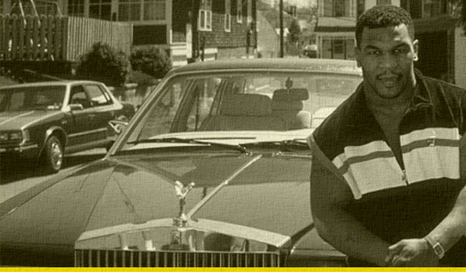 Colectia incredibila de masini detinute de Mike Tyson! A platit o suma uriasa pentru peste 20 modele de lux