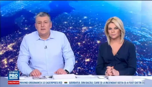 Scene incredibile, filmate in Kazahstan. Un elicopter militar a aterizat in mijlocul strazii fiindca pilotul se ratacise