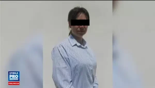 Noi acuzatii la adresa profesoarei din Neamt, arestata dupa ce a avut o relatie cu elevul ei. Prima reactie a sotului