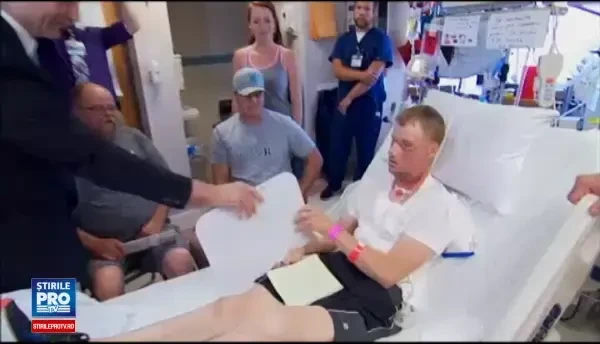 Evolutia remarcabila a unui tanar care s-a impuscat in cap. Andy a primit un transplant de fata in urma cu 8 luni