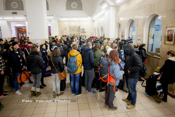 Rasturnare de situatie privind gratuitatea studentilor la calatoriile cu trenul. Anuntul facut de Ministerul Transporturilor