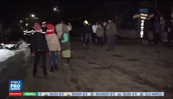 Din cauza vitezei, un tanar de 25 de ani a murit in masina aproape dezmembrata. Autoturismul s-a rostogolit 200 de metri