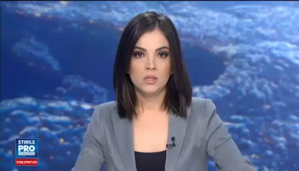 Cei doi turci care vor sa plece din Romania cu orice pret. De data aceasta s-au ascuns sub remorca unui tractor