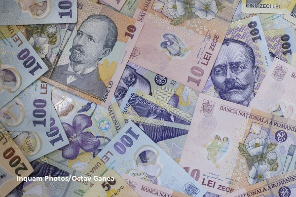 Lege nouă: Cei care au lucrat în aviație sau în subteran se pensionează mult mai devreme