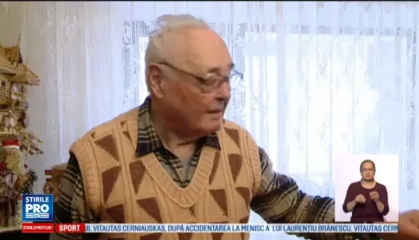 Talentul uimitor al unui pensionar din Iasi, care construieste casute in miniatura. Care este cea mai pretioasa macheta