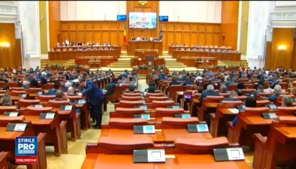 A fost corectata o greseala. Controversata ordonanta 13 a Guvernului Grindeanu a fost respinsa definitiv de deputati
