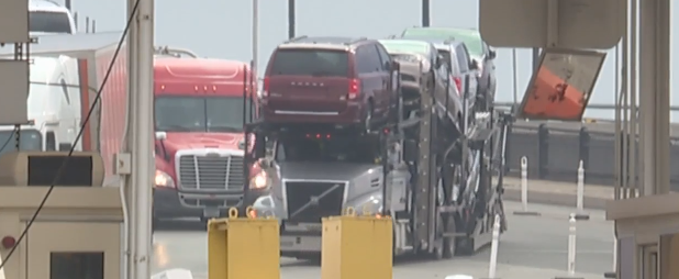 Sofer roman, arestat in Detroit dupa ce a fost prins cu cocaina in valoare de 2 milioane de dolari in TIR. Ce l-a dat de gol