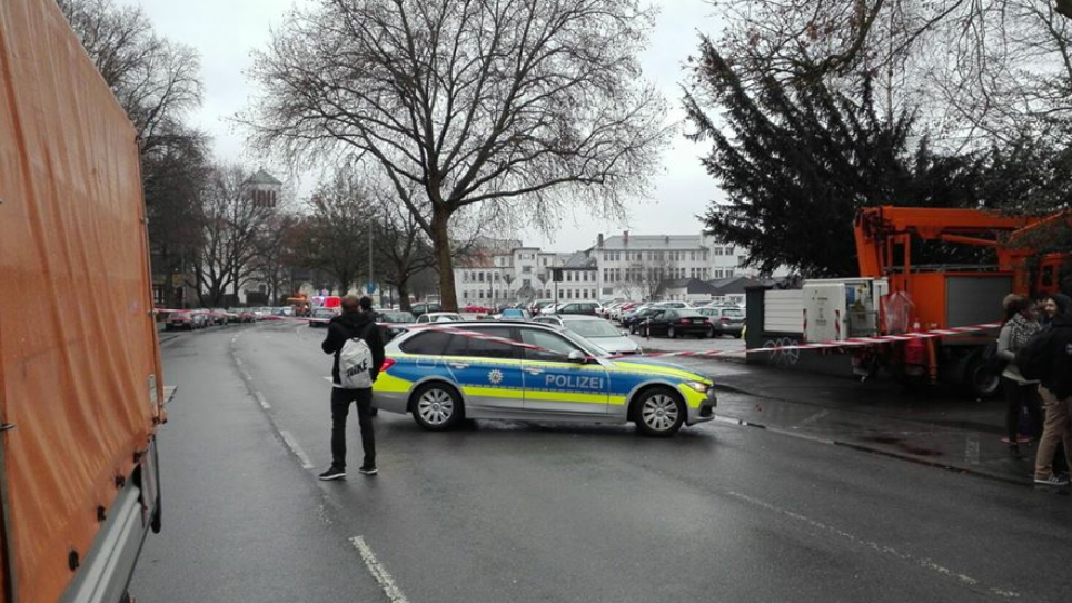 Alerta falsa la o scoala din Menden, Germania. Operatiune de amploare a politiei dupa informatii despre un atacator inarmat