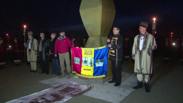 Ziua de nastere a lui Brancusi, celebrata cu doua zile intarziere la Tg-Jiu. Doar cativa localnici au luat parte la ea