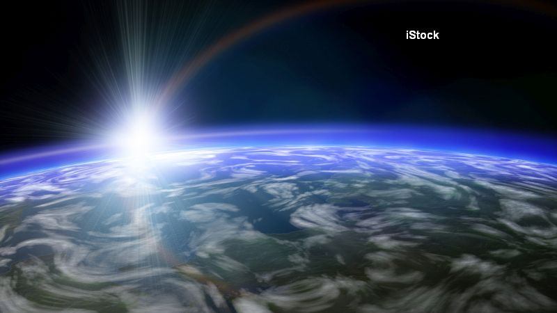 O stea recent descoperită, de 30 de ori mai mare decât Soarele, are o compoziţie chimică neaşteptată