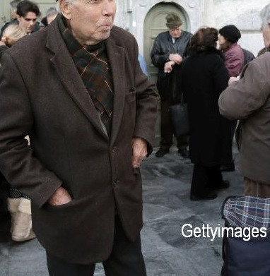 Bătrân de 90 ani, bătut și jefuit pe stradă, în centrul Galațiului