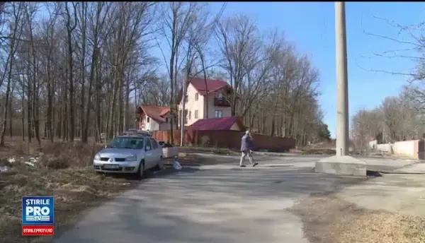 Cum a asfaltat un fost primar drumul care ducea catre iubita sa. STENOGRAME: Ma, iubitu', cum poti fi atat de bou?