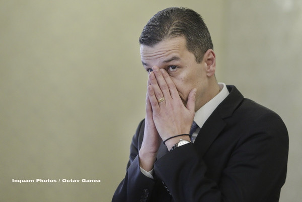 Premierul Grindeanu crede ca Ponta trebuie sa ramana in PSD: "El a condus unele dintre cele mai performante guverne"